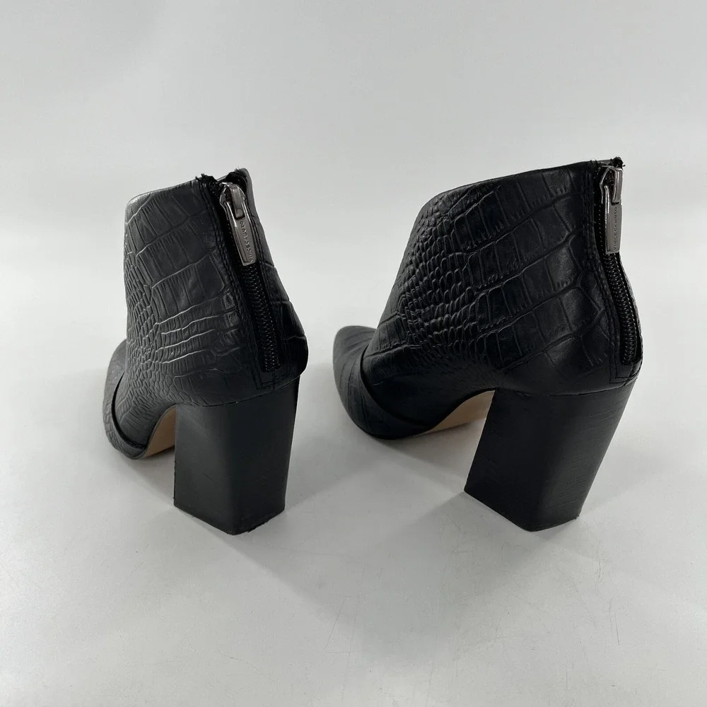 Vince Camuto Exotic Bootie‎ Womens 7.5M Black Chunky Croc Boot Steevera Back Zip
